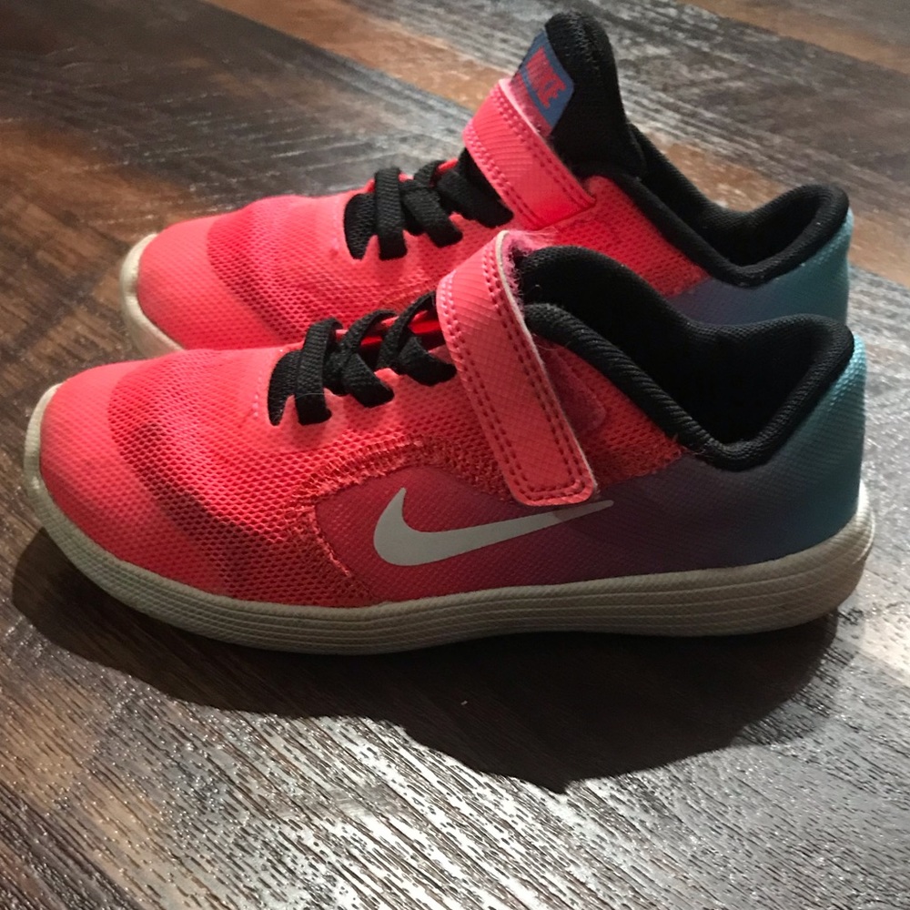 Girls Nike